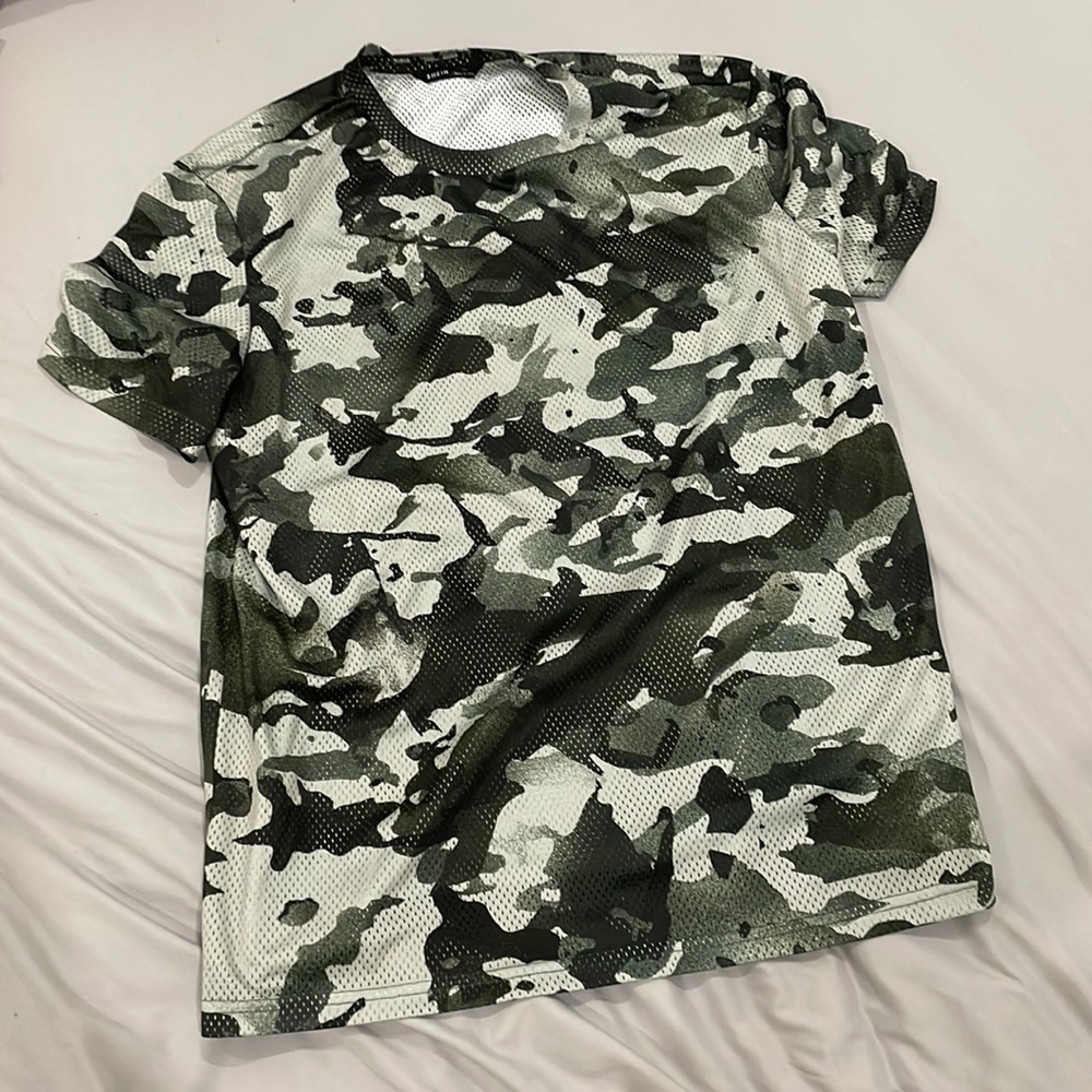 Camo Mesh t-shirt athletic Shein Good quality Brand new condition
